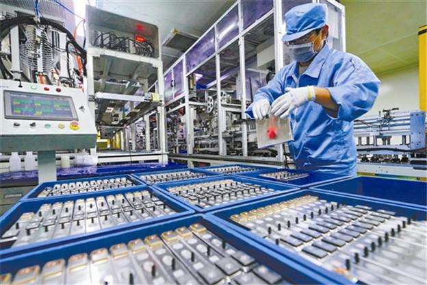 擬投資15億元建設(shè)硅碳負(fù)極、添加劑等鋰電材料項(xiàng)目